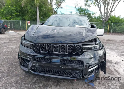 2023 Jeep Grand Cherokee L Summit Reserve 4X4 z USA, uszkodzony, nr VIN 1C4RJKEG6P8887749